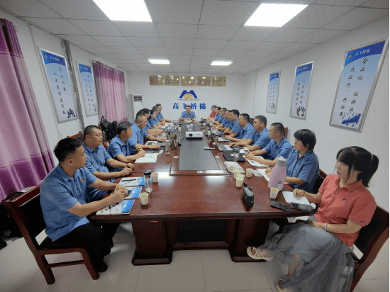 凝心聚力 力攀高峰！高飛股份銷售部2025年上半年?duì)I銷會(huì)議圓滿召開！